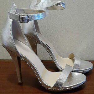 Charlotte Russe Women's Silver Heel Shoes